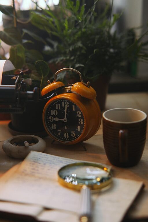 Simple Ways to Personalize Your Workspace for Comfort and Productivity